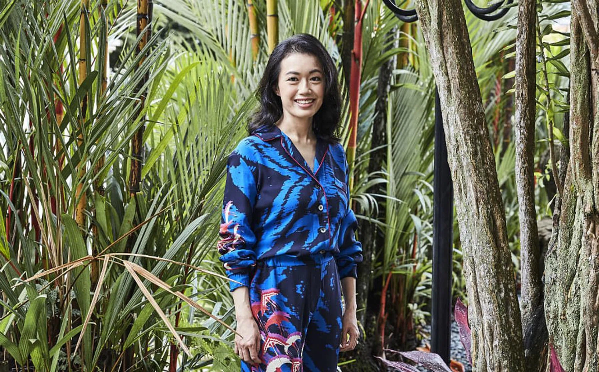 singapore_local_beauty_entrepreneur_claire_au_auolive_multitasking_products_900px