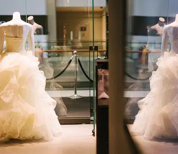vera-wang_wedding_dress_900x560