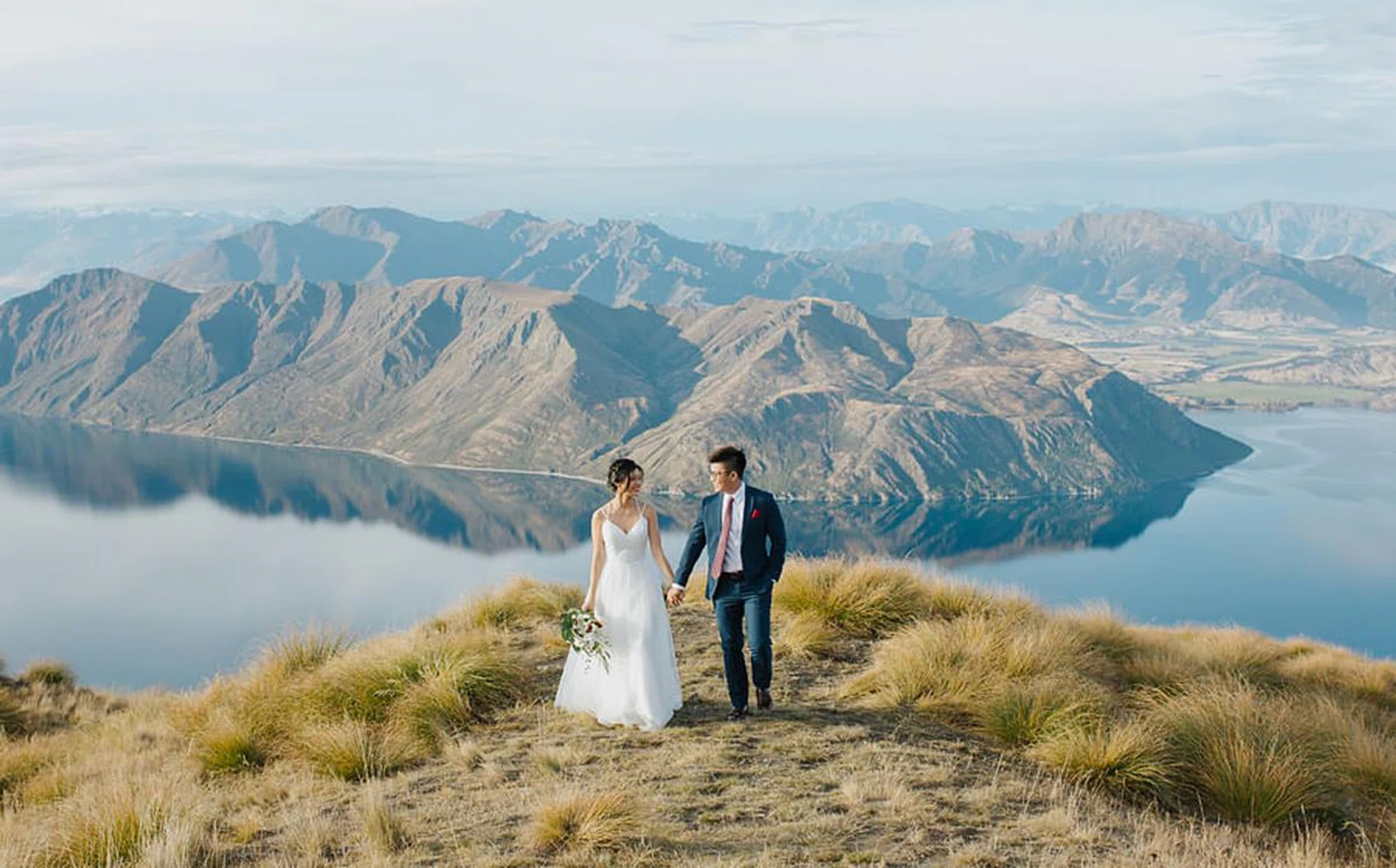 singapore_couple_new_zealand_prewedding_portraits_coromandel_peak_2