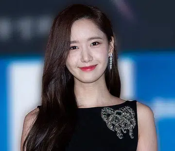 facial-mist-glowing-skin