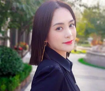 Gillian Chung said she would not think of dating now even if there were suitor