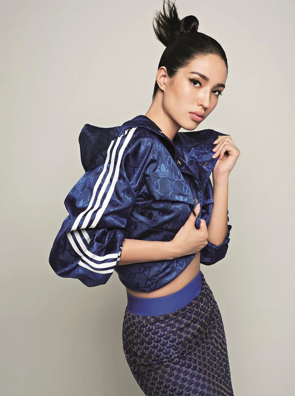 her-world-lila-tan-4