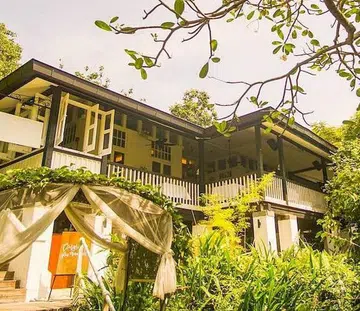 200 guests and less: 13 stylish wedding venues in Singapore for intimate weddings 