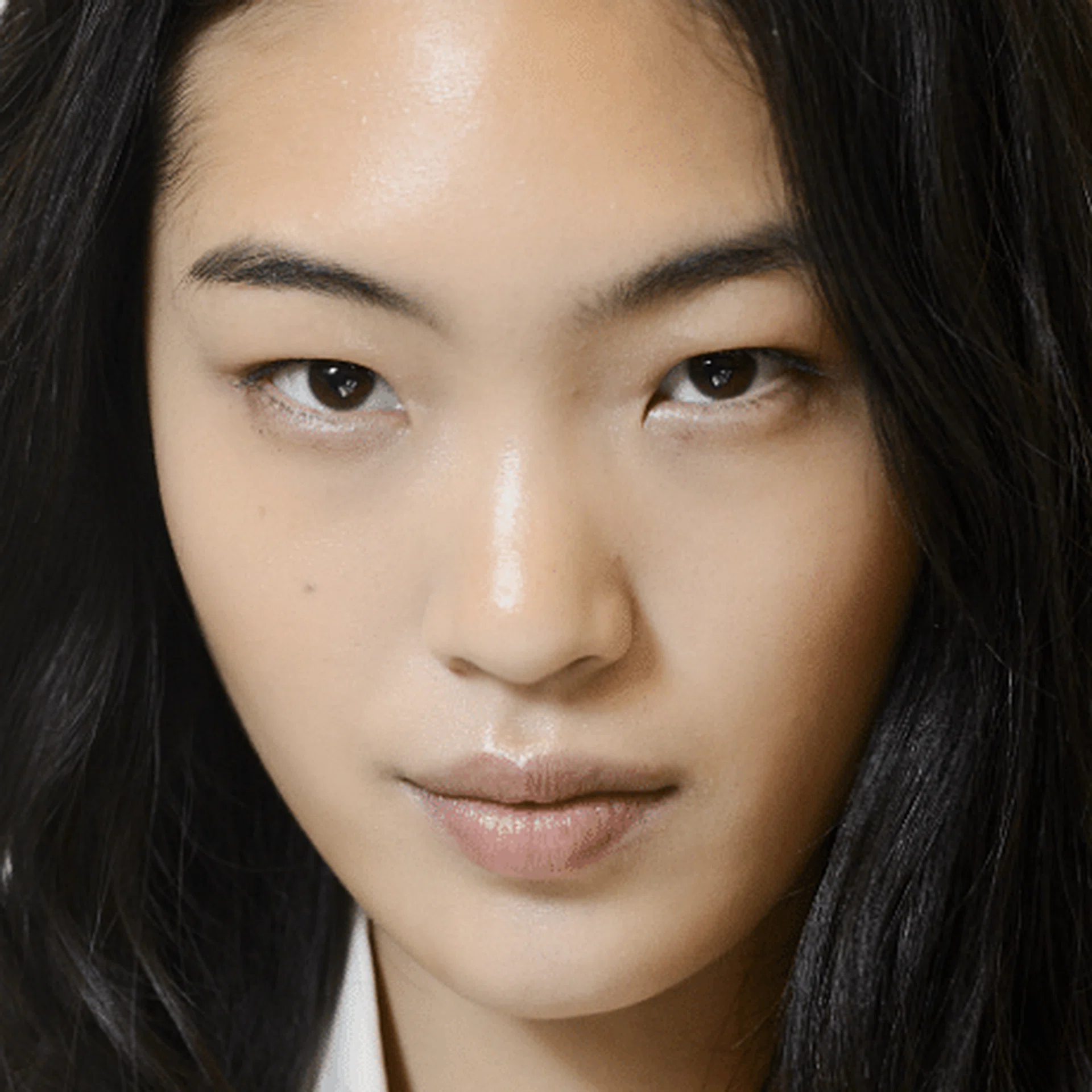 3 best loose face powders to instantly brighten tired dry skin 