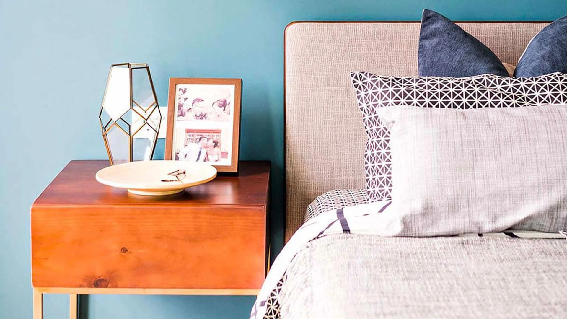 feng shui tips for the bedroom by Joey Yap