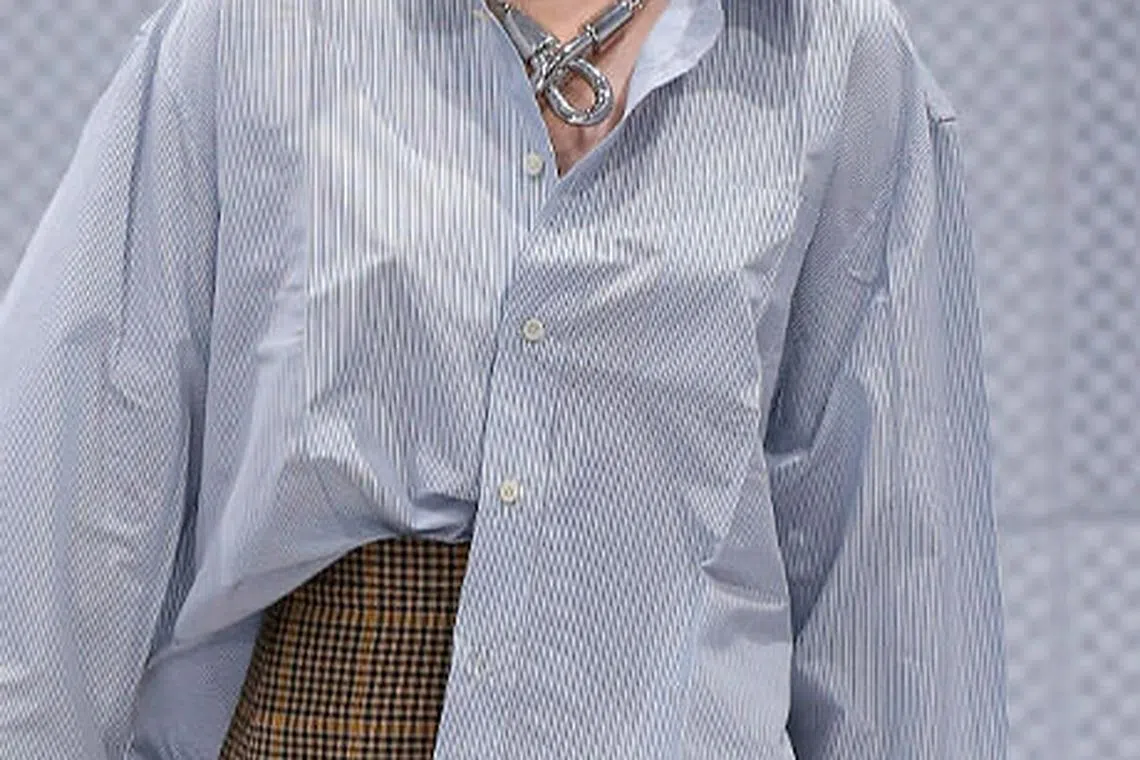 How you can prevent your clothes from wrinkling and creasing during