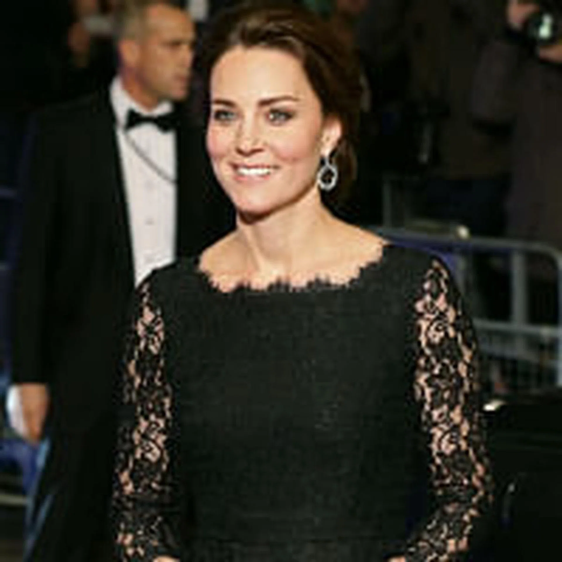 Kate Middleton pregnant look thumb.jpg