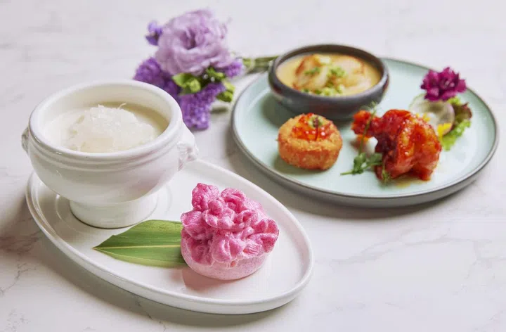 Credits: The Fullerton Bay Hotel