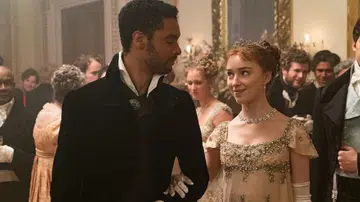 Necklaces Like Actress Phoebe Dynevor In Netflix’s Bridgerton