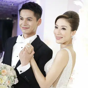 tavia-him-wedding-7_tn