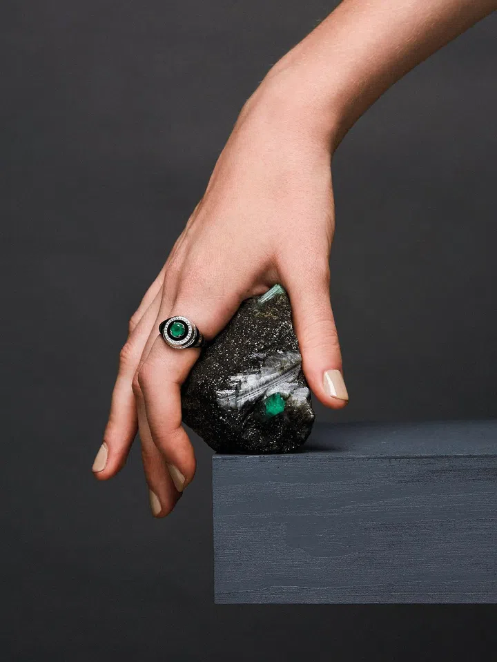 State Property Voyager Dekker Signet Ring