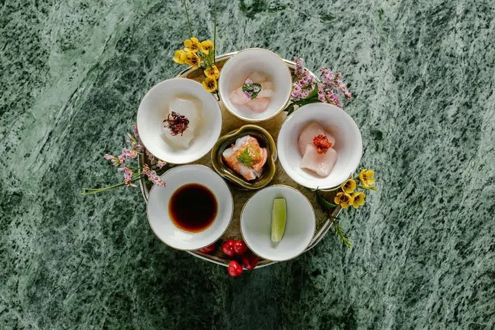 At Andō in Hong Kong, chef Agustin Balbi ages fish for his raw seafood platter. (Photo: Andō)