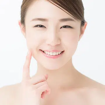 Kick these surprisingly common lifestyle habits to jumpstart your way to better skin