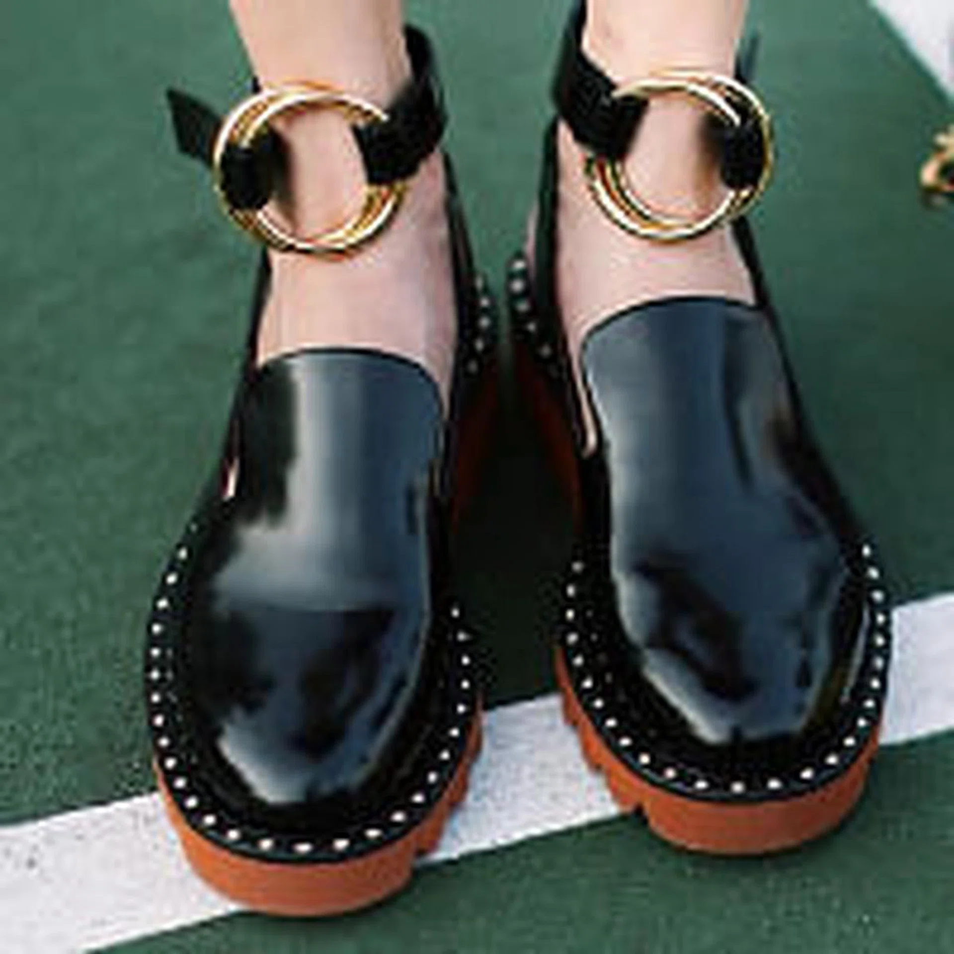 instagram shoes_tn200