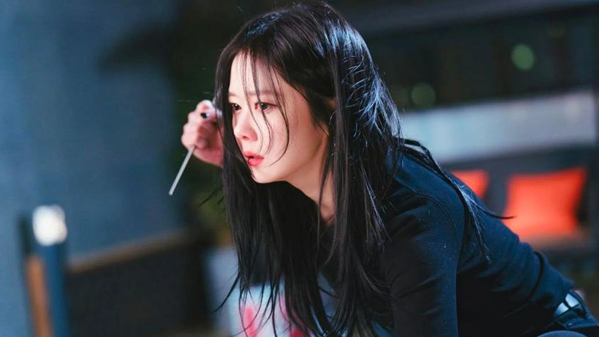 Television still of Sell Your Haunted House starring Jang Na-ra.