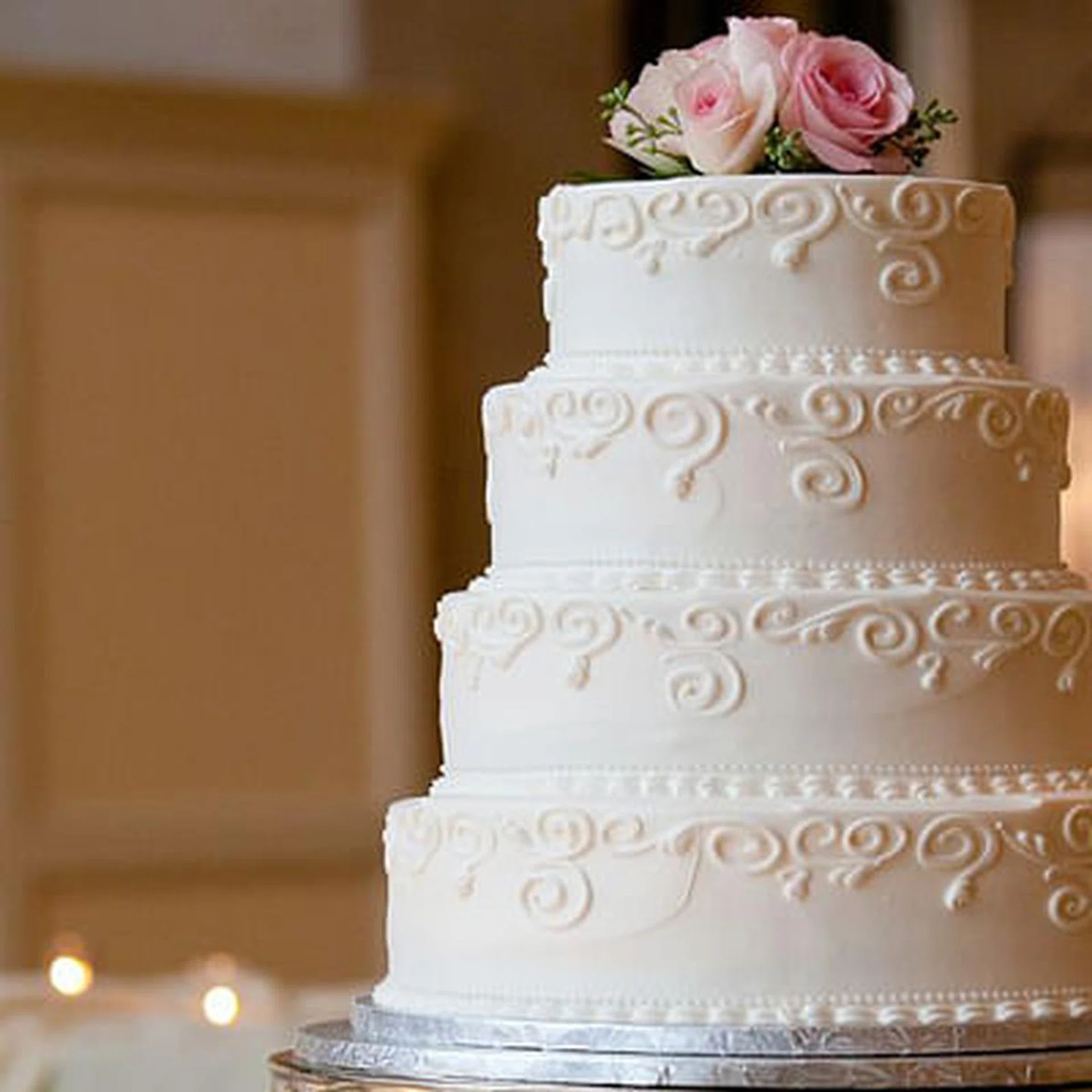 9 Unnecessary wedding extras to ditch thumbnail