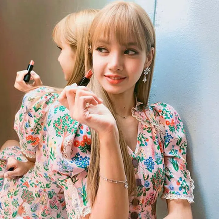 Photo: Lisa/Instagram