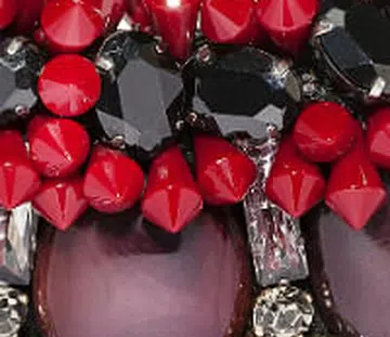 ways to go from day to night just by changing your jewellery THUMBNAIL