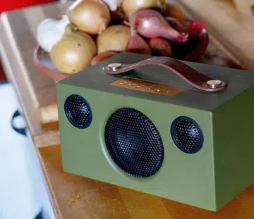 54247886_774439942928518_3448105232260768837_n