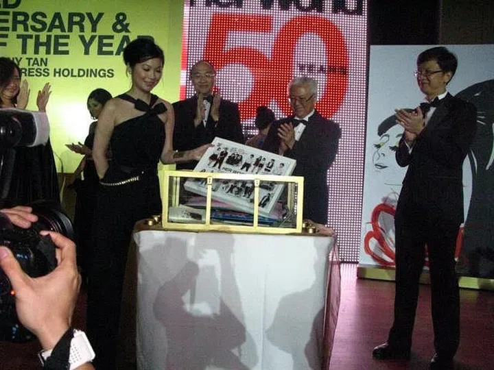 Mrs Lim Hwee Hua Honoured At Her World's 50th Anniversary And Woman Of ...