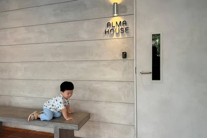 Alma House's rooms are child and pet-friendly.