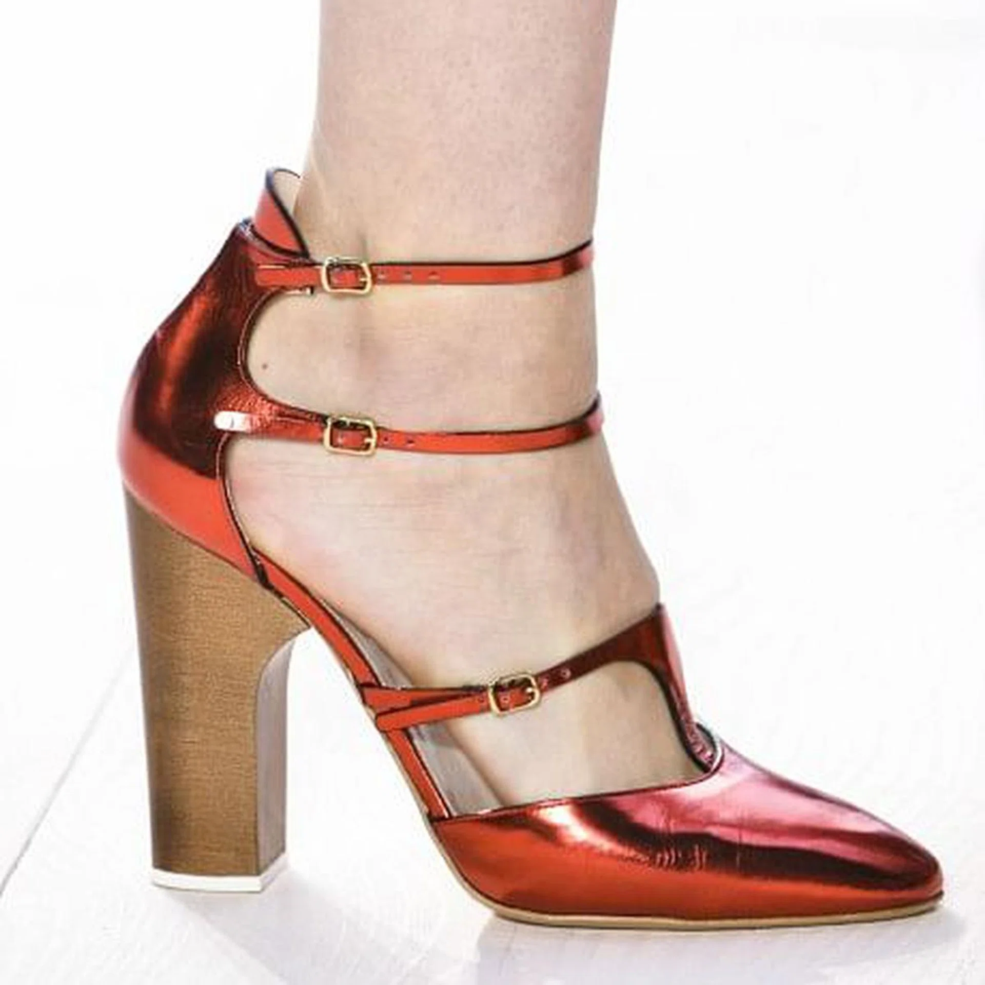 New stylish statement heels to upgrade your everyday look - thumbnail