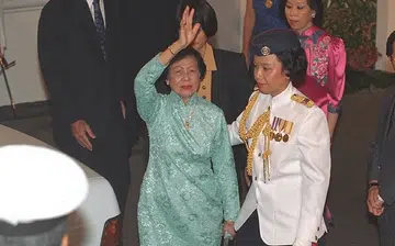 Inspired by the late Mrs Wee Kim Wee: Modern Cheongsam Fashion
