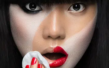 Upgrade your green beauty game with these chemical-free makeup removers