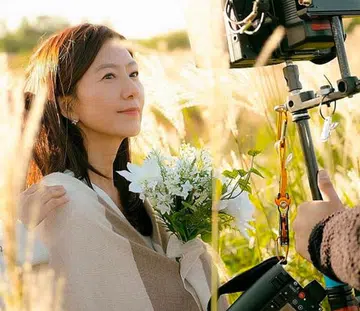 Kim Hee-ae wins hearts in S. Korea and abroad