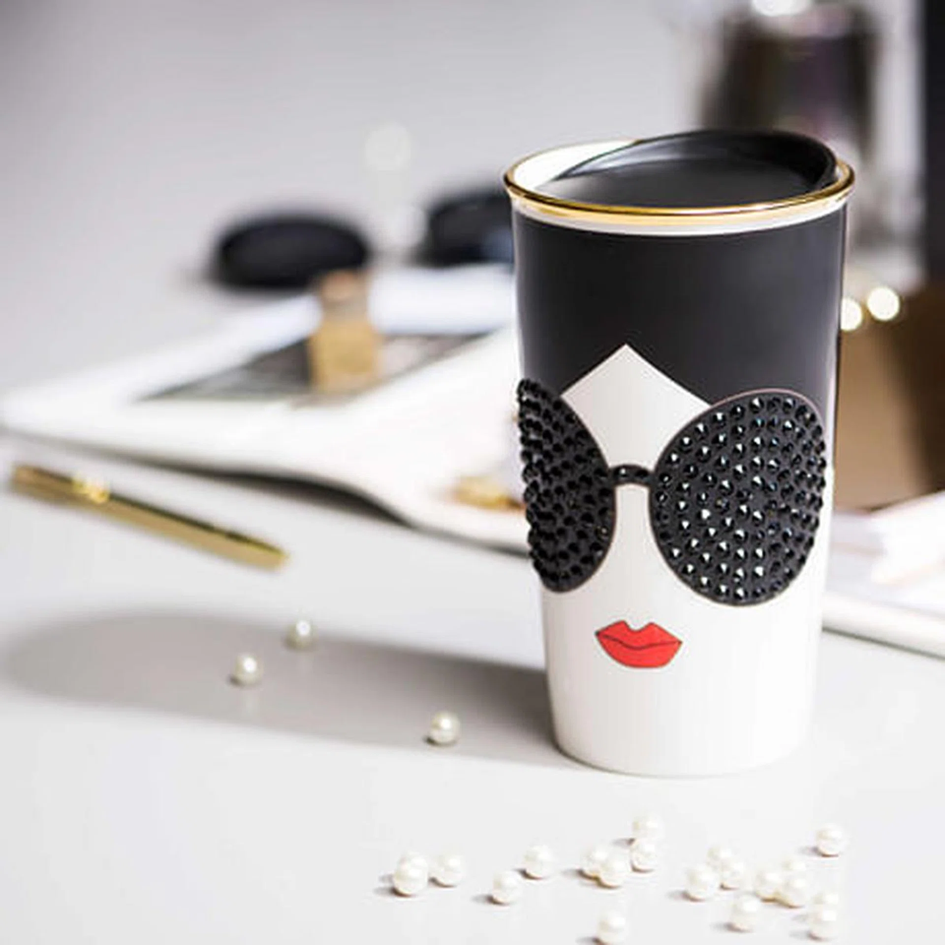 thumb_rs-alice-olivia-starbucksr-swarovski-mug