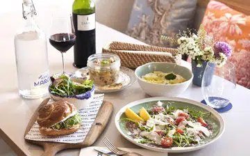 lunch_spread_r