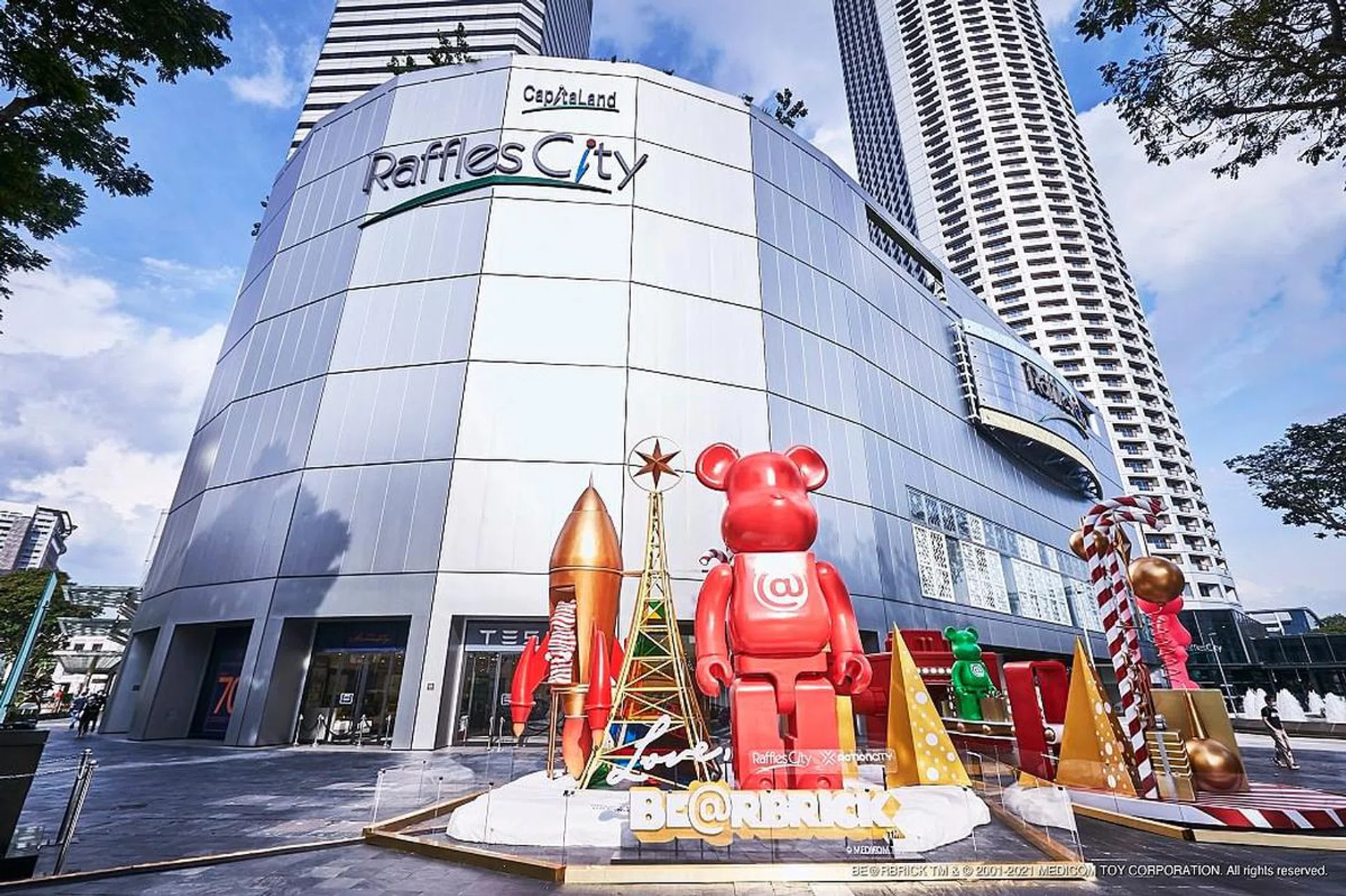 raffles city christmas shopping