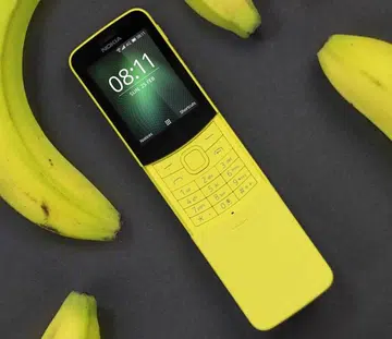 nokia_8810_banana_phone_rc