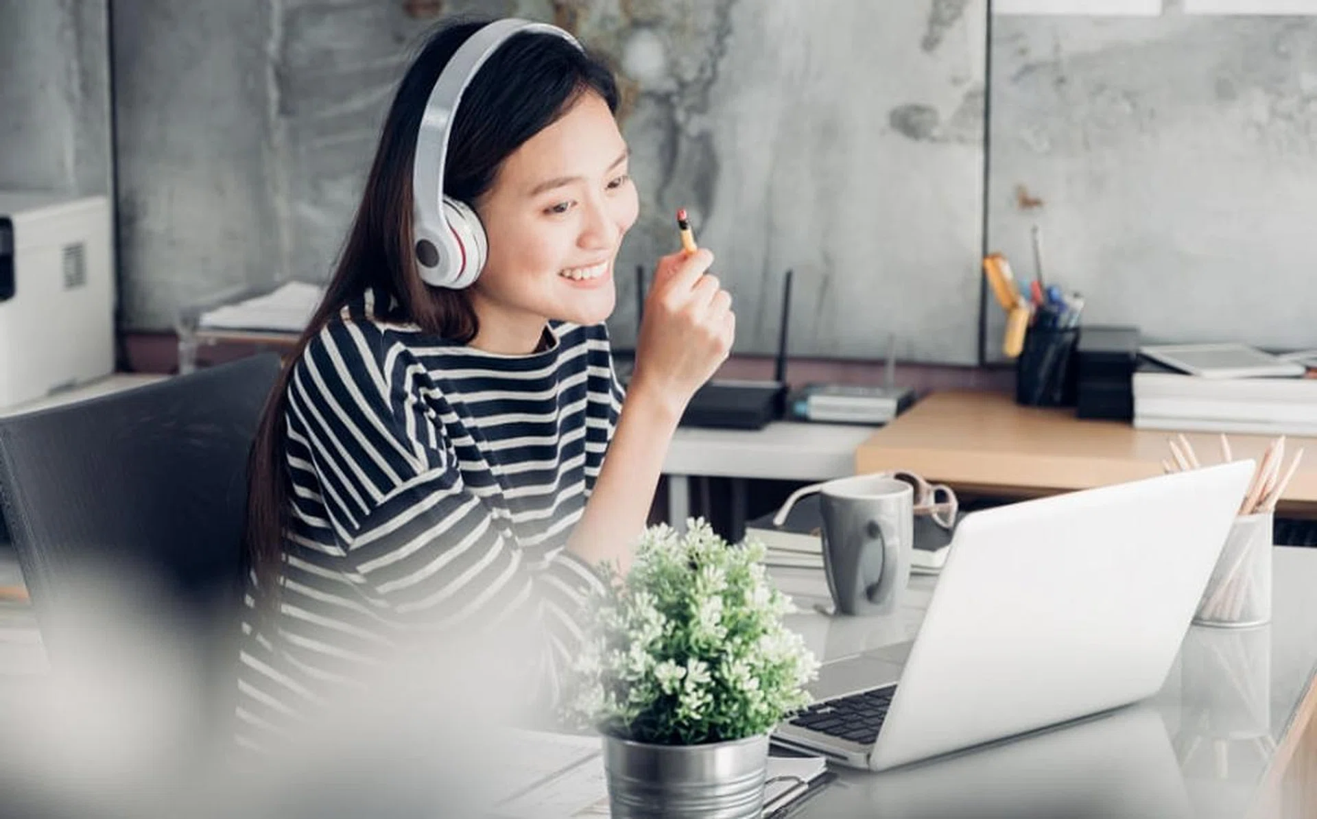 8_ways_to_shine_at_work_in_the_new_year_rect