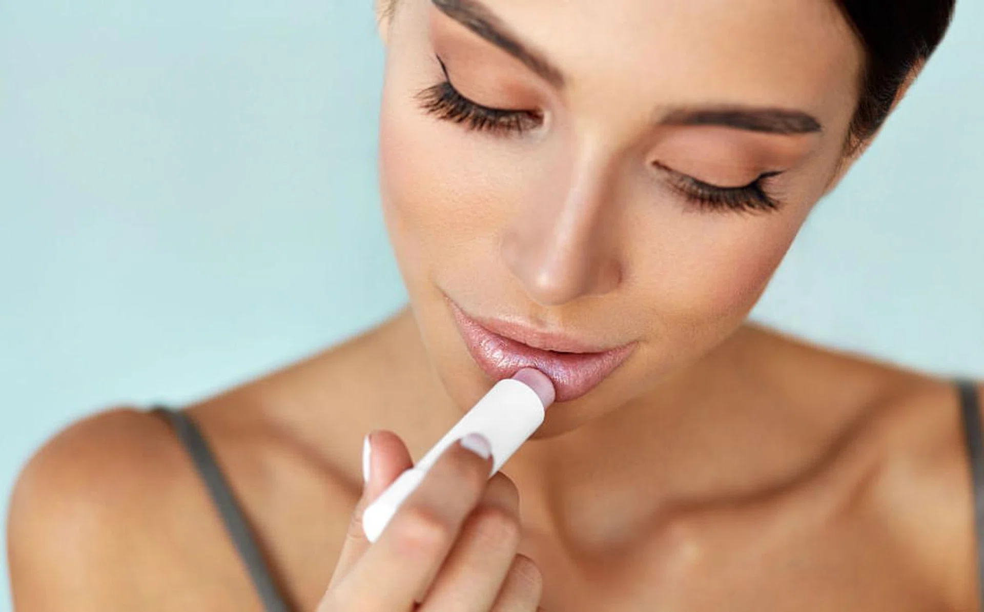 8_tinted_red_lip_balms_to_try_900px