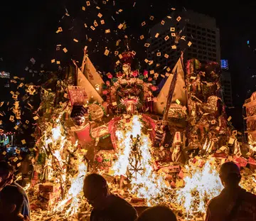 hungry ghost festival burning