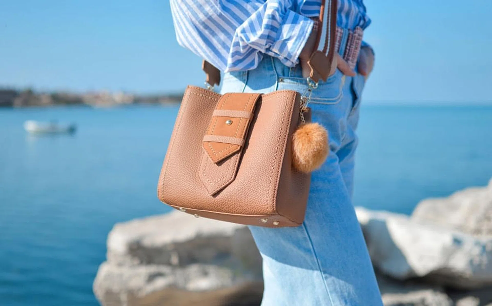 how_to_choose_the_right_bag_for_your_body_type_rect