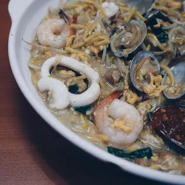 best fried hokkien prawn mee - penang seafood restaurant
