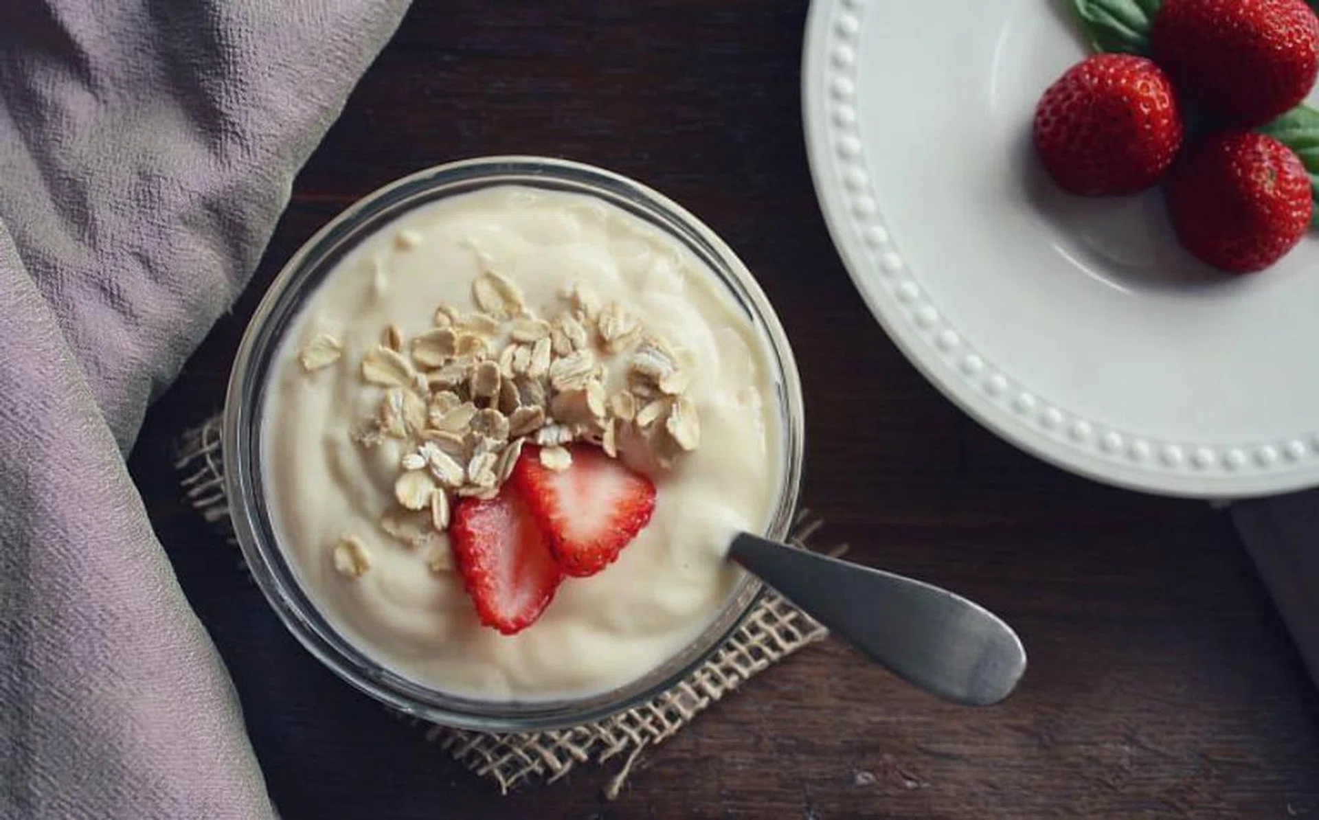 yogurt-1442034_1280-768x512r