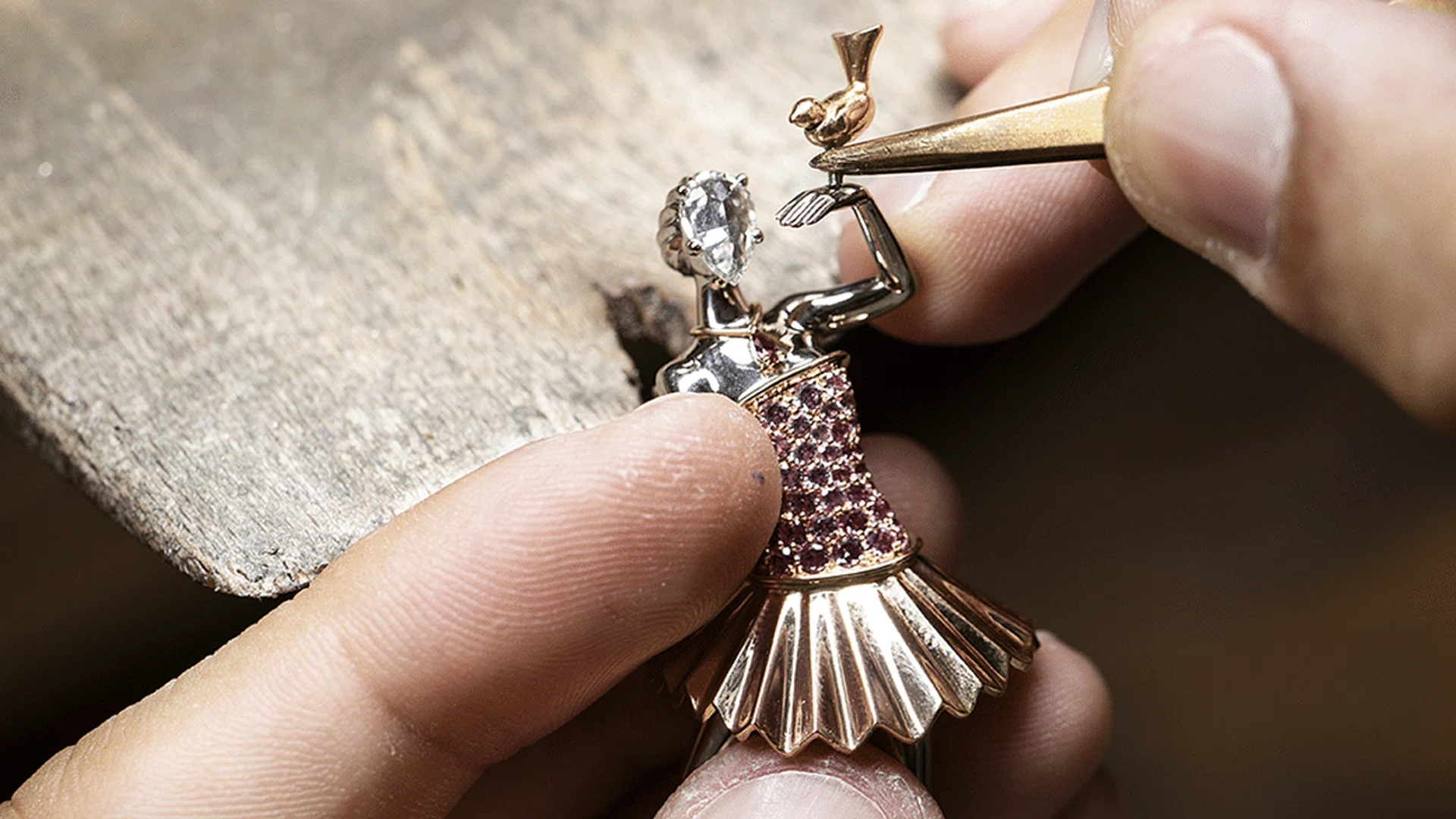 van cleef & arpels craftsman jewellery