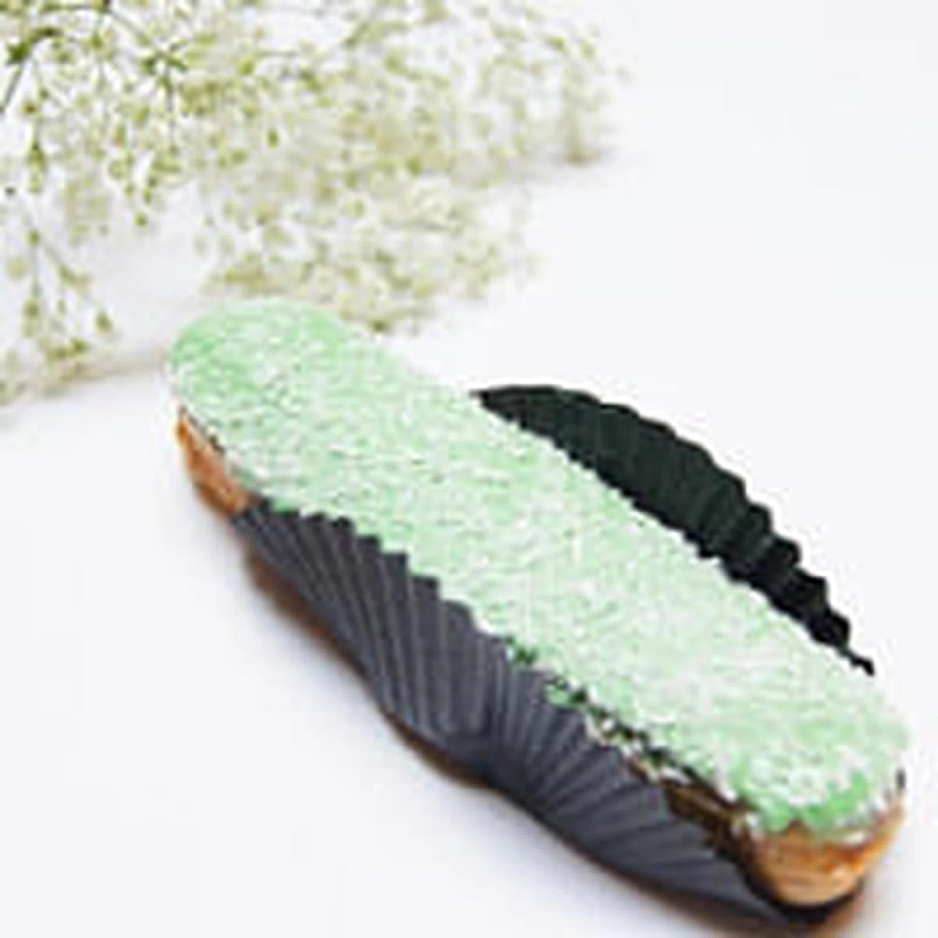 Two Bakers - Eclair Ondeh Ondeh T