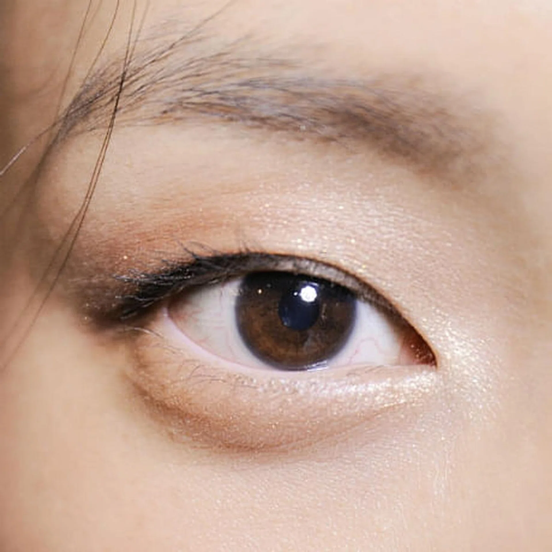 how to wear glitter eyeshadow for asian eyes