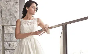 what_to_bring_to_bridal_salon_appointment_900x560