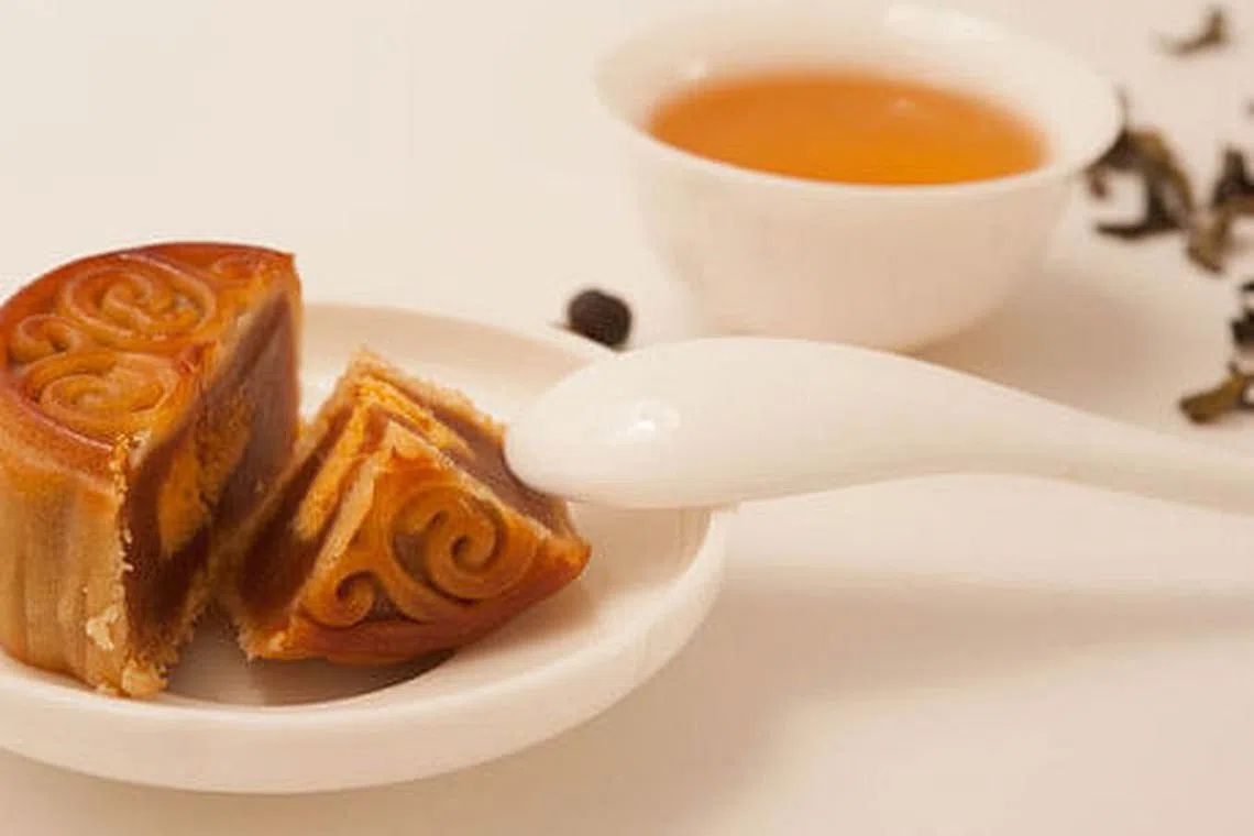 8 best teas to drink with your mooncakes this Mid-Autumn Festival - Her ...