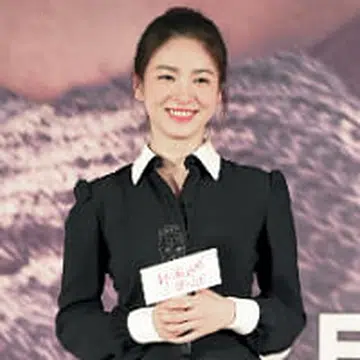 Steal their style: Fan Bing Bing, Song Hye-Gyo and more in monochrome