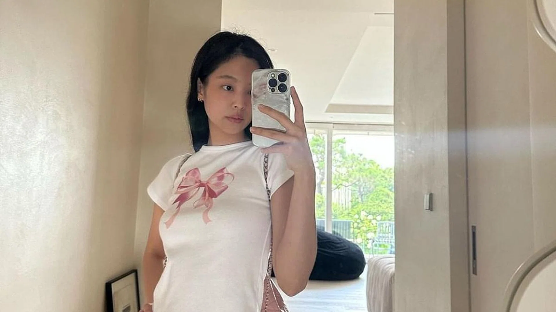 Credit: 
jennierubyjane/Instagram 
