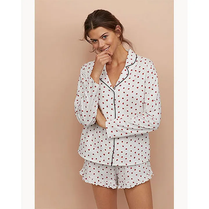 H&M