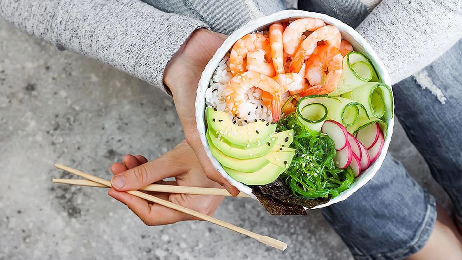 8 high-fat foods that help you lose weight