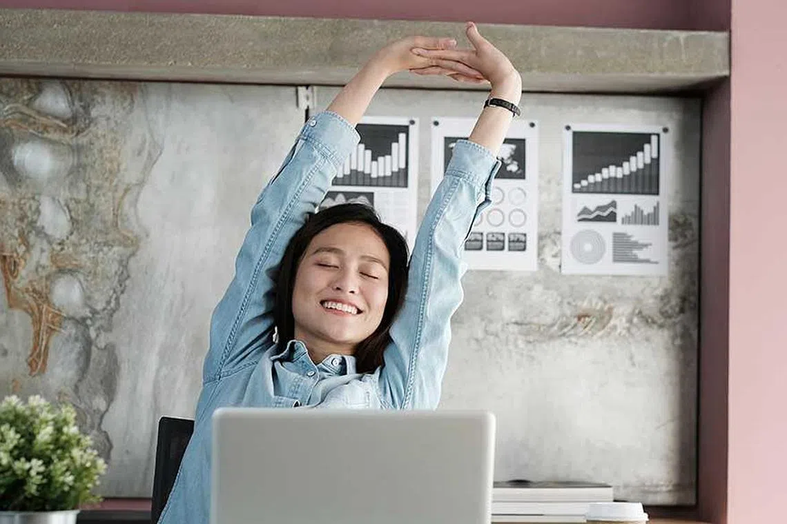 10 good habits you can adopt to lead a happy, successful life - Her ...