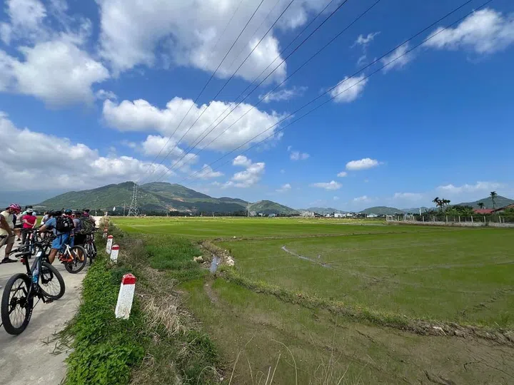Cycling through villages in Nha Trang, Vietnam. (Photo: Karen Tee)